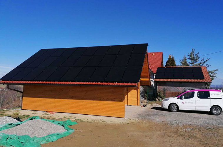 solarni moduli na strehi